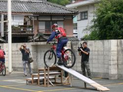 災害時消防活動二輪車(MTB)隊の訓練風景3